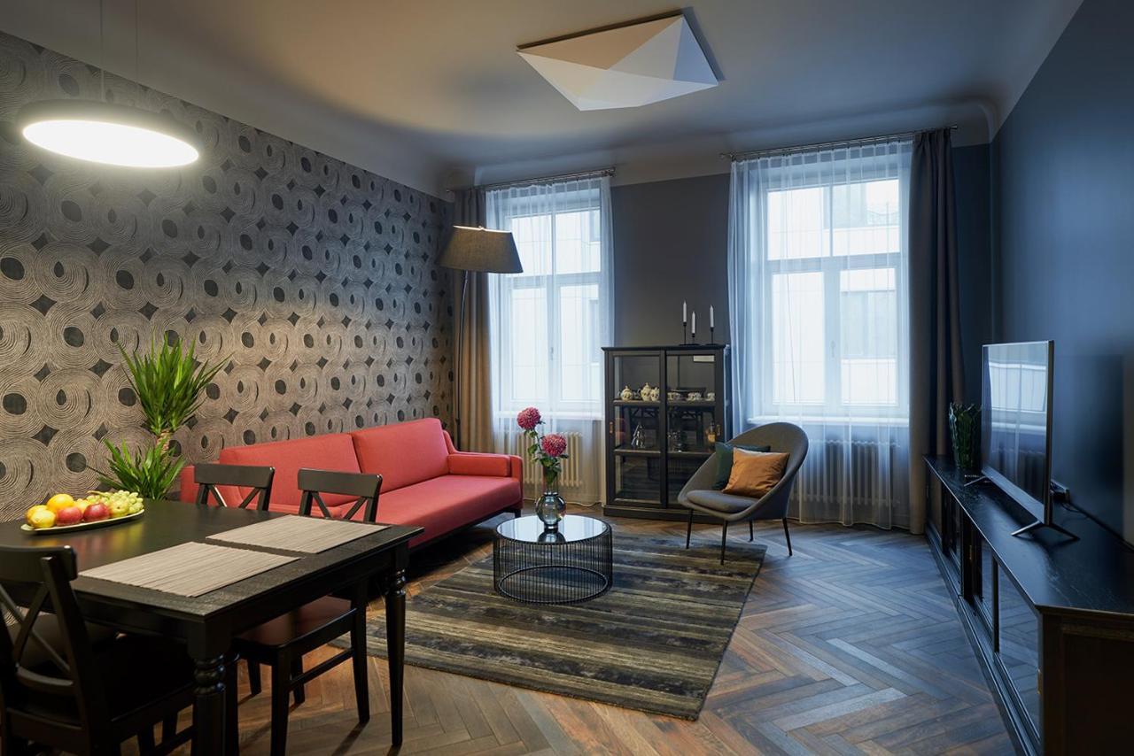 Deco Apartment Рига Экстерьер фото