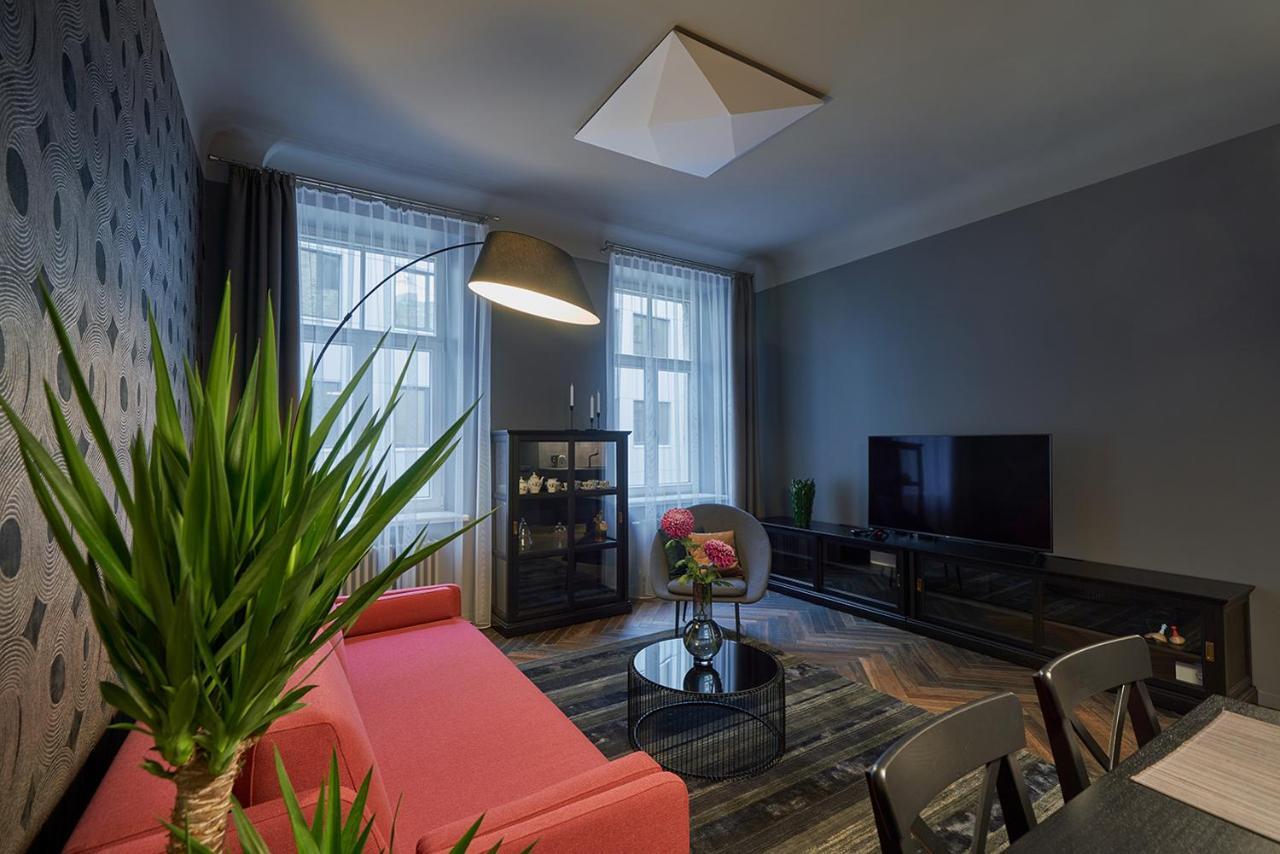 Deco Apartment Рига Экстерьер фото